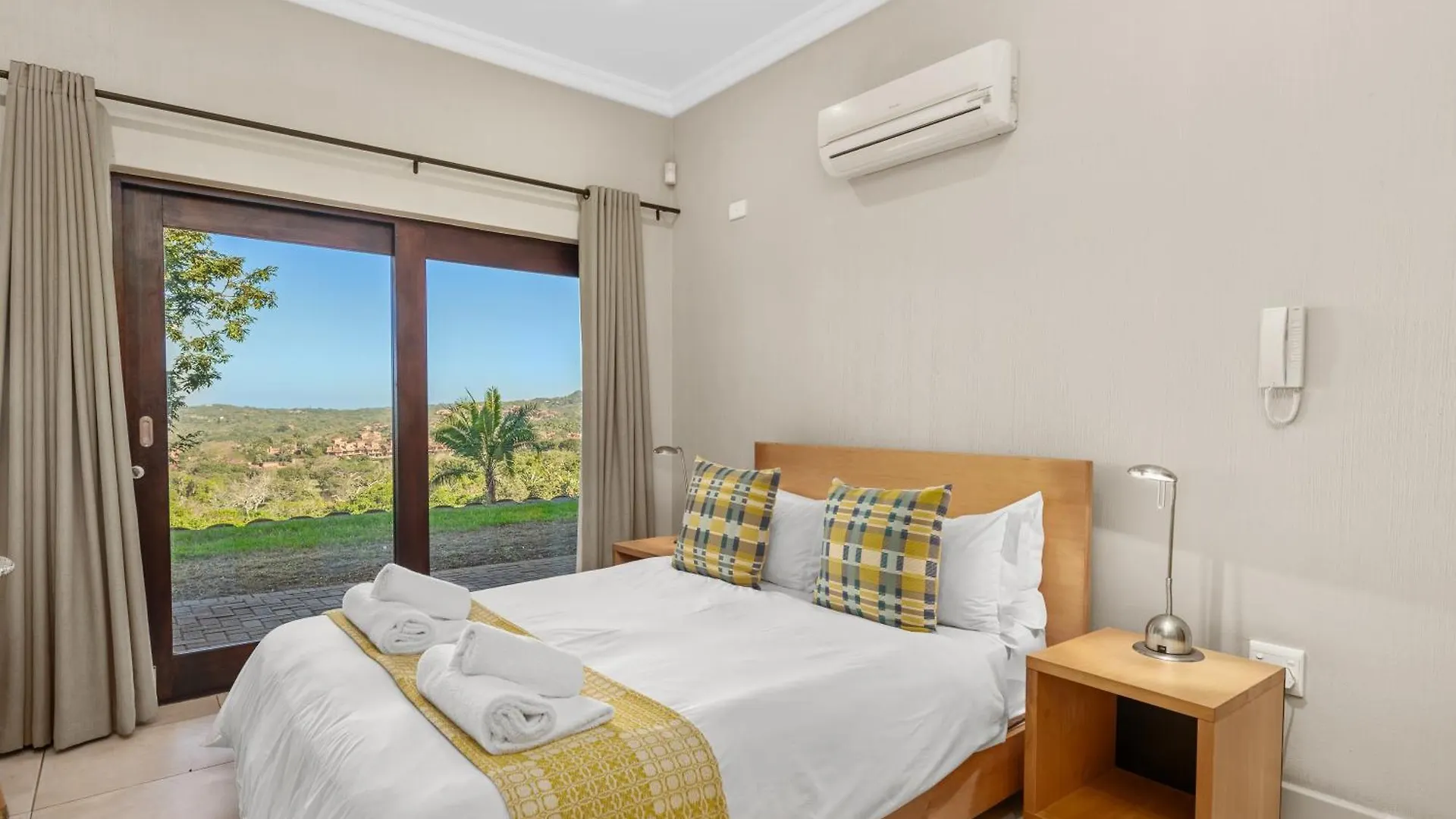 San Lameer Villa 14205 - 4 Bedroom Luxury - 8 Pax -San Lameer Rental Agency Southbroom